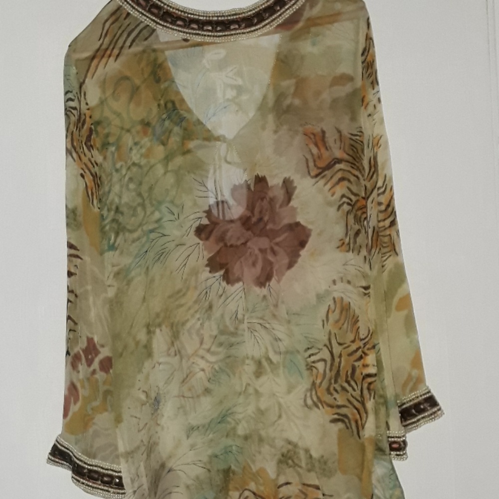 Blouse - Picture 2 of 8